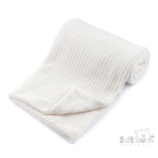 FBP122-W: White Chenille Cellular Wrap